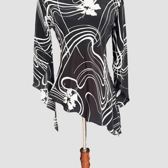 Vintage Ozone USA Black White Asymmetrical Handkerchief Blouse M Y2K Whimsigoth - Picture 12 of 13